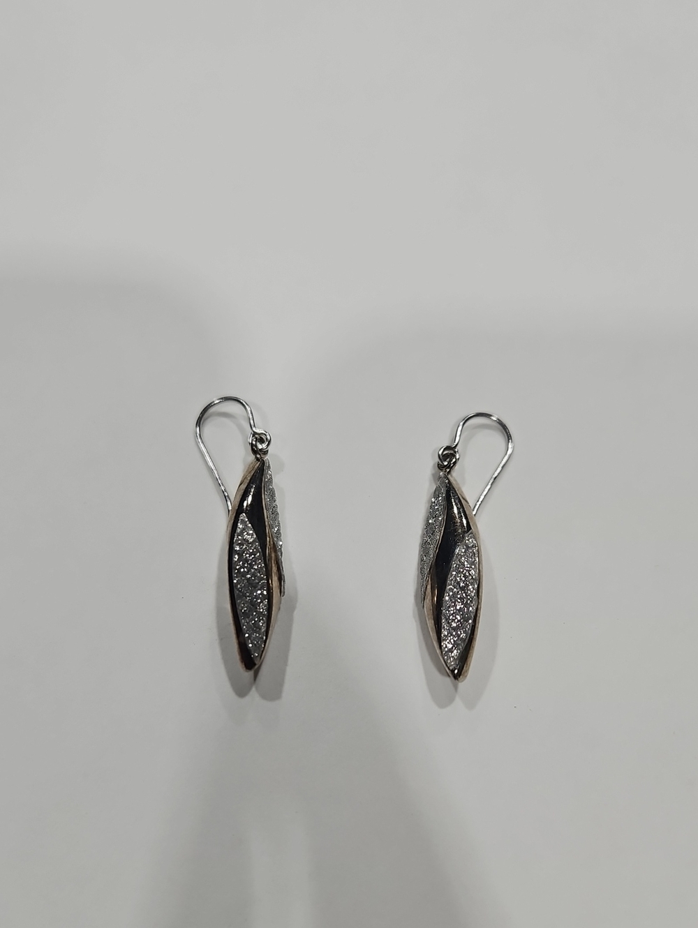Vintage 925 Sterling Silver Marcasite Glitz Leaf Drop Earrings